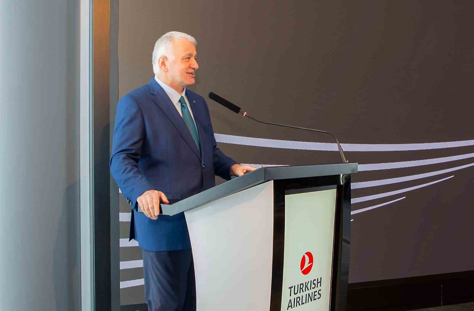 turk hava yollarinda devir teslim toreni gerceklesti 4 g5DMtOXq