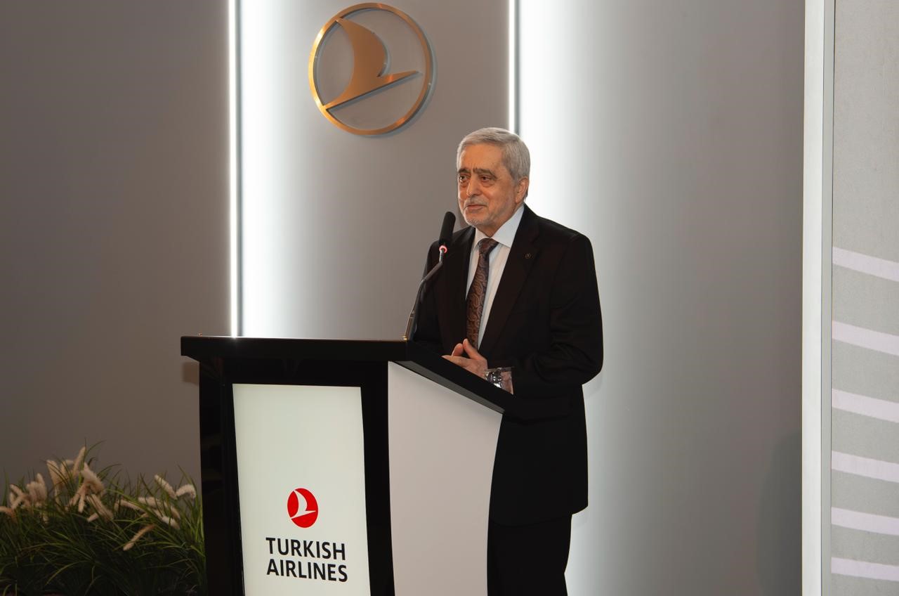 turk hava yollarinda devir teslim toreni gerceklesti 6 ZiggObNg