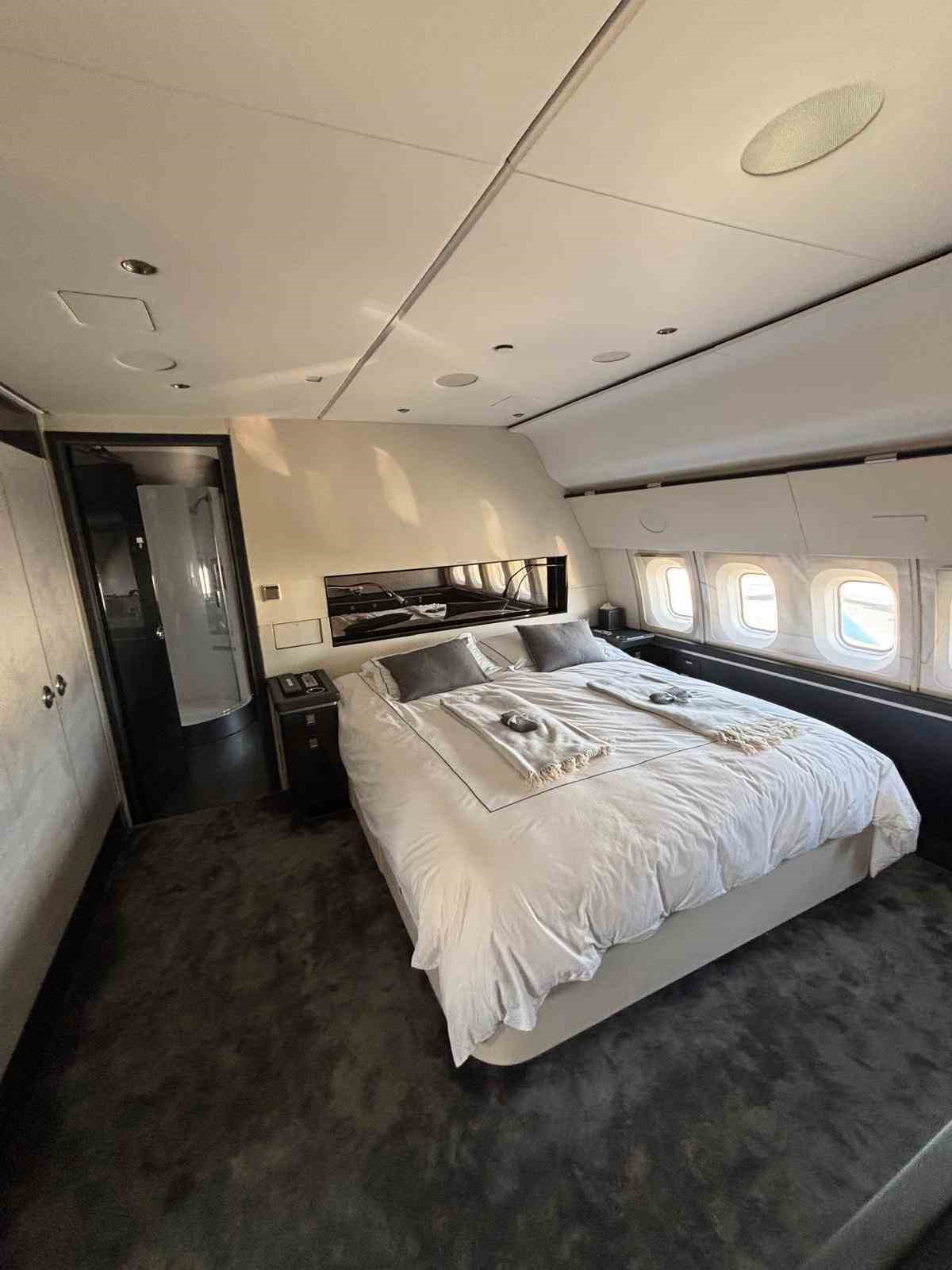 turk is insani ugur akkus boeing business jet aldigini duyurdu 2