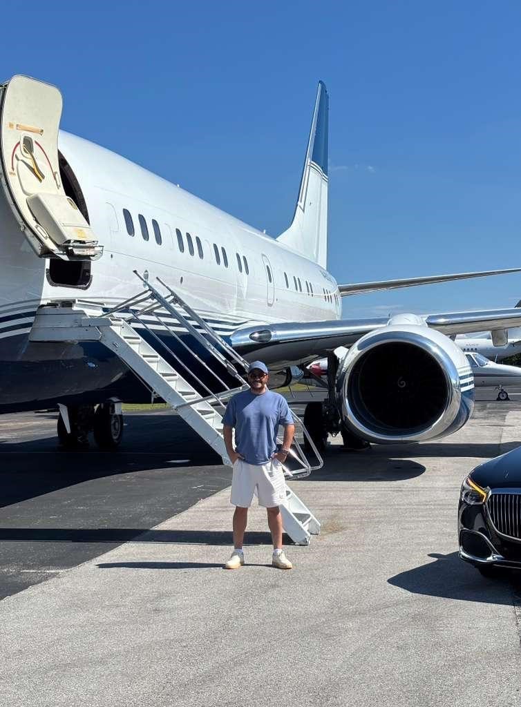 turk is insani ugur akkus boeing business jet aldigini duyurdu 3 Ok9OhQVp