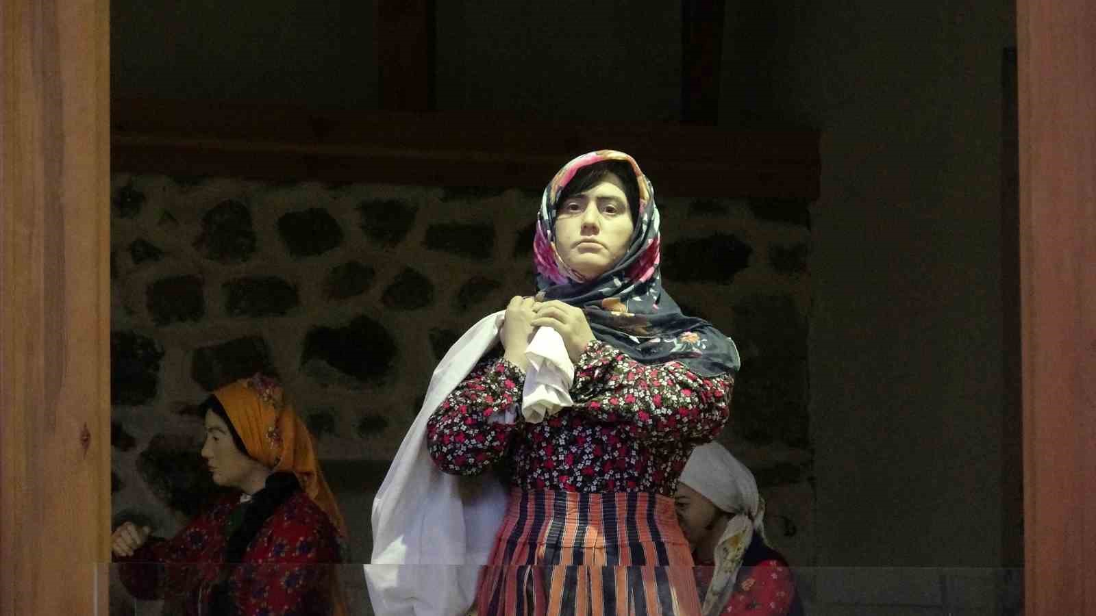 Türk kadının cefakarlığı ve mahalle kültürü bu müzede yaşatılıyor 10 turk kadinin cefakarligi ve mahalle kulturu bu muzede yasatiliyor 6 W8eEXCuS