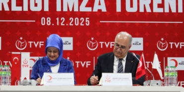 turk-kizilay-baskani-yilmaz-toplumun-direnci-genclerimizin-gelecege-daha-umut-dolu-bakmasiyla-artar-kiplmAIE.jpg
