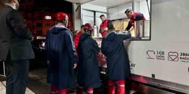 turk-kizilay-sindirgi-depremi-sonrasi-harekete-gecti-jDSfaOL6.jpg