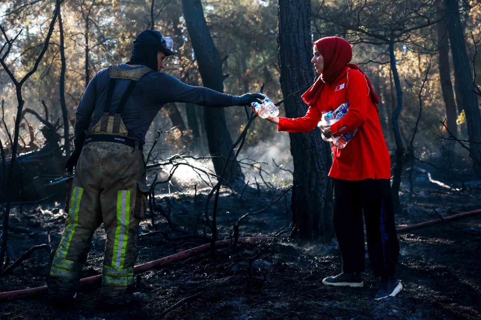 turk kizilaydan 450 bin gonullusune iyilik tesekkuru 1 TEnKPssh
