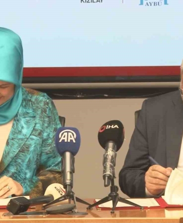 turk-kizilaydan-cocuklara-ve-ihtiyac-sahibi-vatandaslara-ucretsiz-agiz-ve-dis-sagligi-bakimi-GQvM5D8Q.jpg