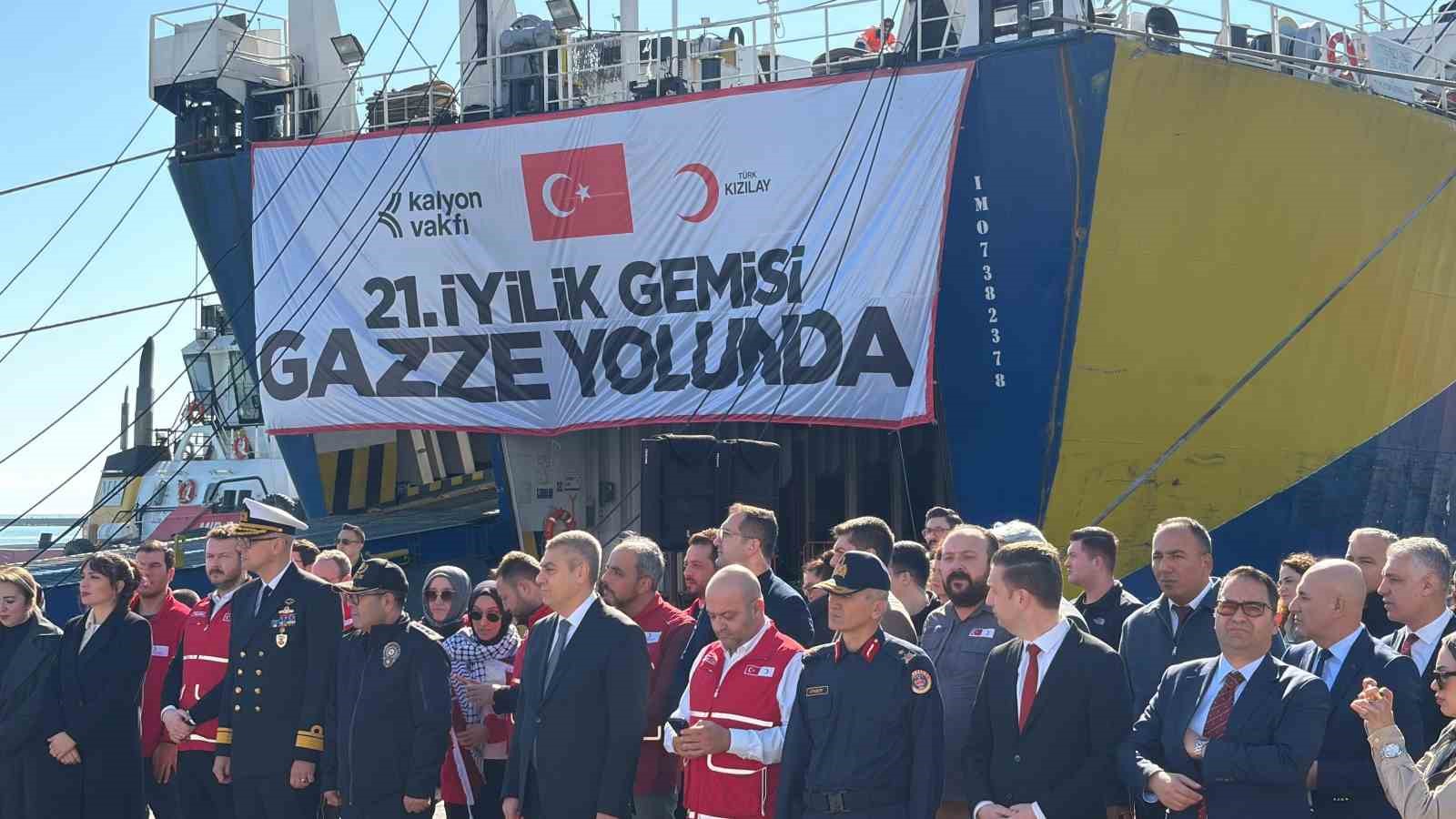 Türk Kızılay’ın ‘İyilik Gemisi’ Ramazan’ın ilk gününde Gazze’ye uğurlandı 7 turk kizilayin iyilik gemisi ramazanin ilk gununde gazzeye ugurlandi 3 DCk9UeDj