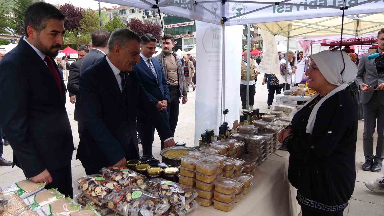 Türk Mutfağı Haftası’nda Yozgat’ın geleneksel lezzetleri tanıtıldı 7 turk mutfagi haftasinda yozgatin geleneksel lezzetleri tanitildi 3 2TWHKitZ