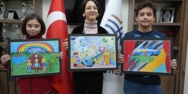 turk-ogrencilerden-kuresel-sanat-basarisi-samsunlu-ogrenciler-abdde-5-dunya-derecesi-kazandi-cSLDQDJj.jpg