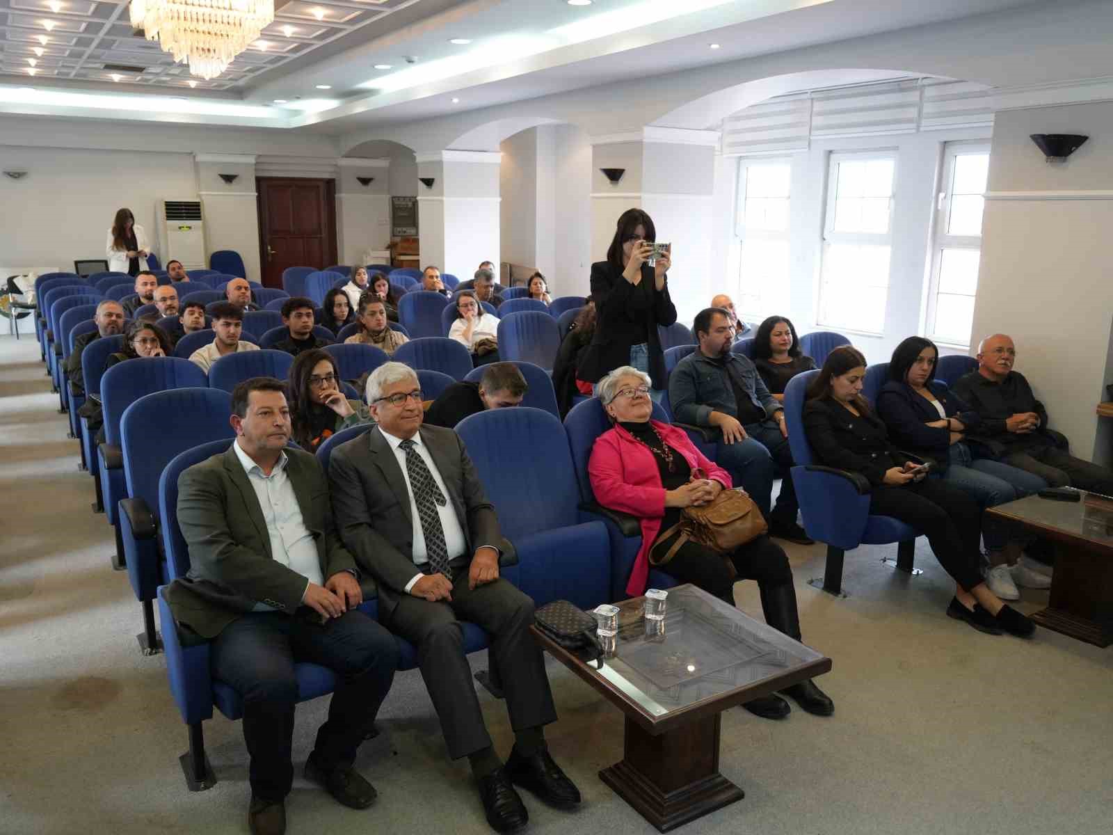 turk profesor asyada ilk kez kesfedilen denizlerin dinozorunu anlatti 5 sZ4rfZDw