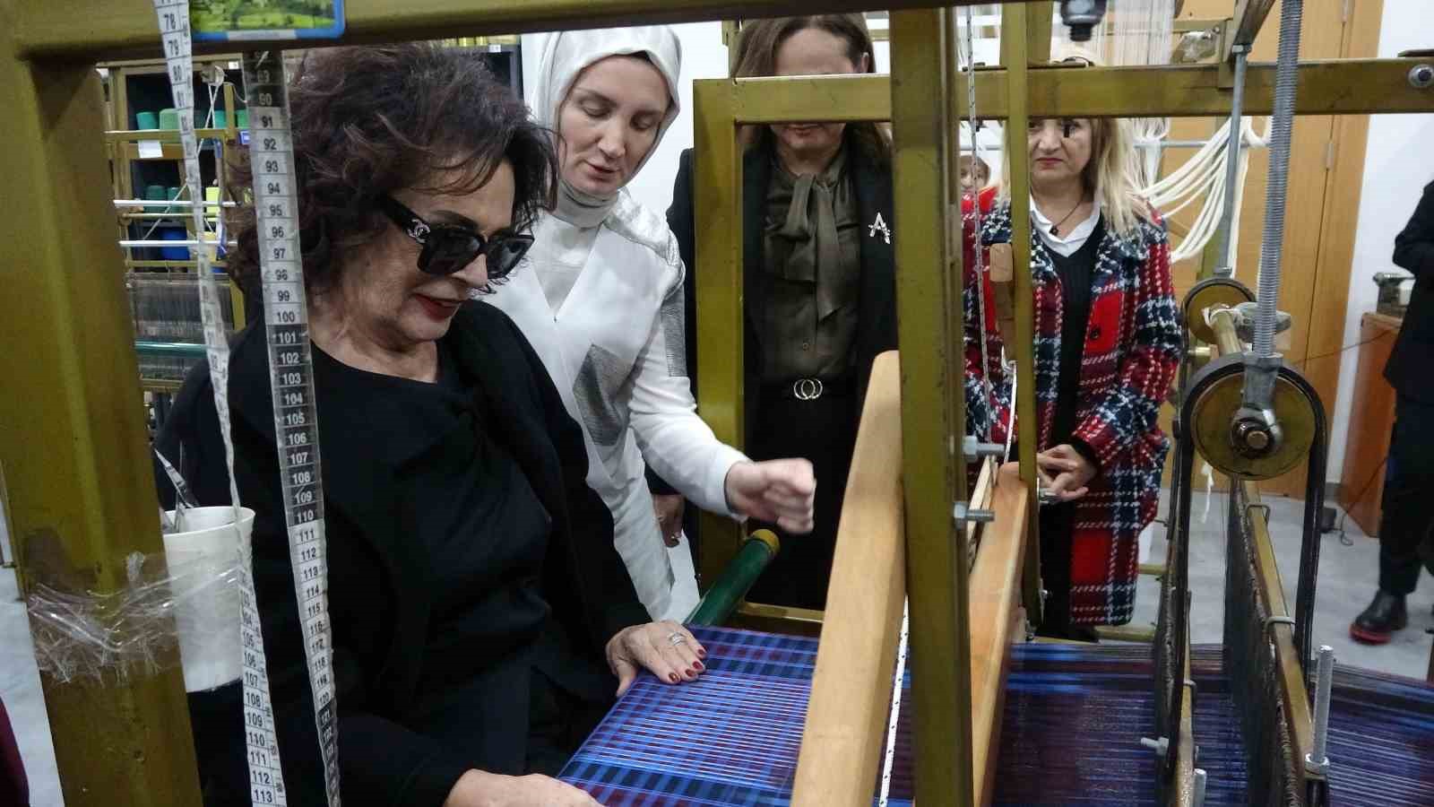 turk sinemasinin usta ismi hulya kocyigit trabzonda 2