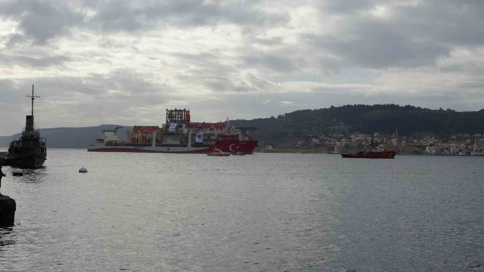 turk sondaj gemisi yildirim canakkale bogazindan gecti 4 FVizSHHU