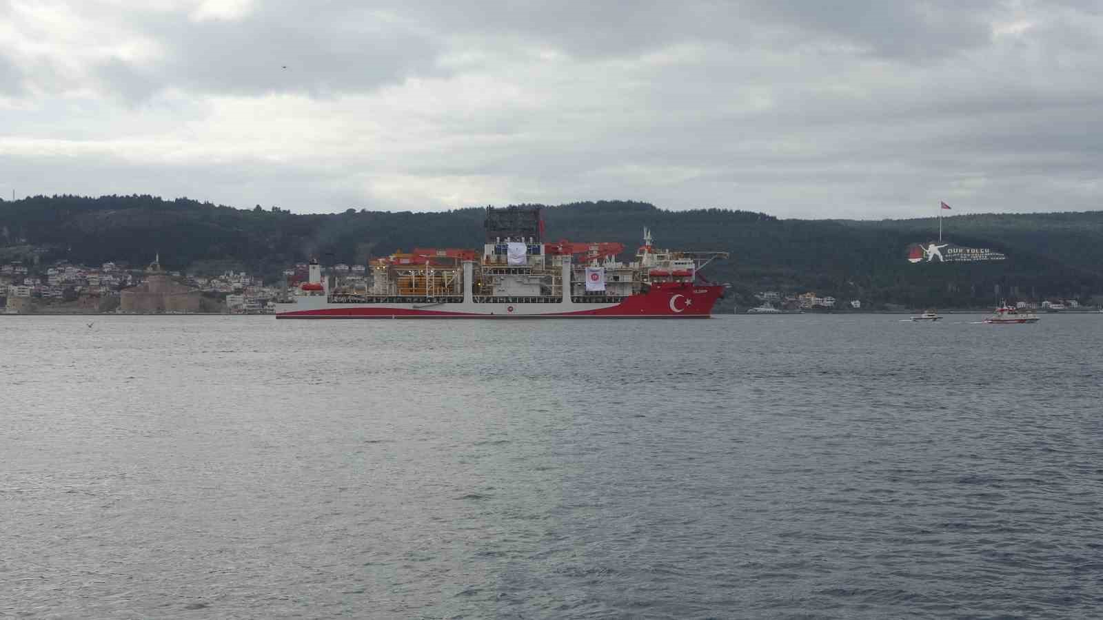 turk sondaj gemisi yildirim canakkale bogazindan gecti 5 ENHM2383