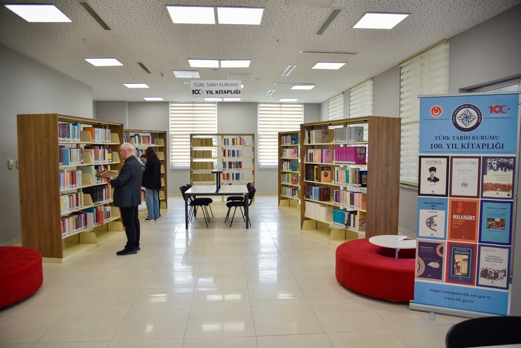 turk tarih kurumu 100 yil kitapligi omude acildi 3 elFBhu2D