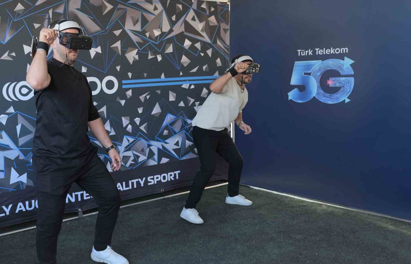 Türk Telekom, gençlik markası Selfy ile 7 farklı üniversitede ilk 5G deneyimini sundu 4 turk telekom genclik markasi selfy ile 7 farkli universitede ilk 5g deneyimini sundu 0 e1rEbhF5