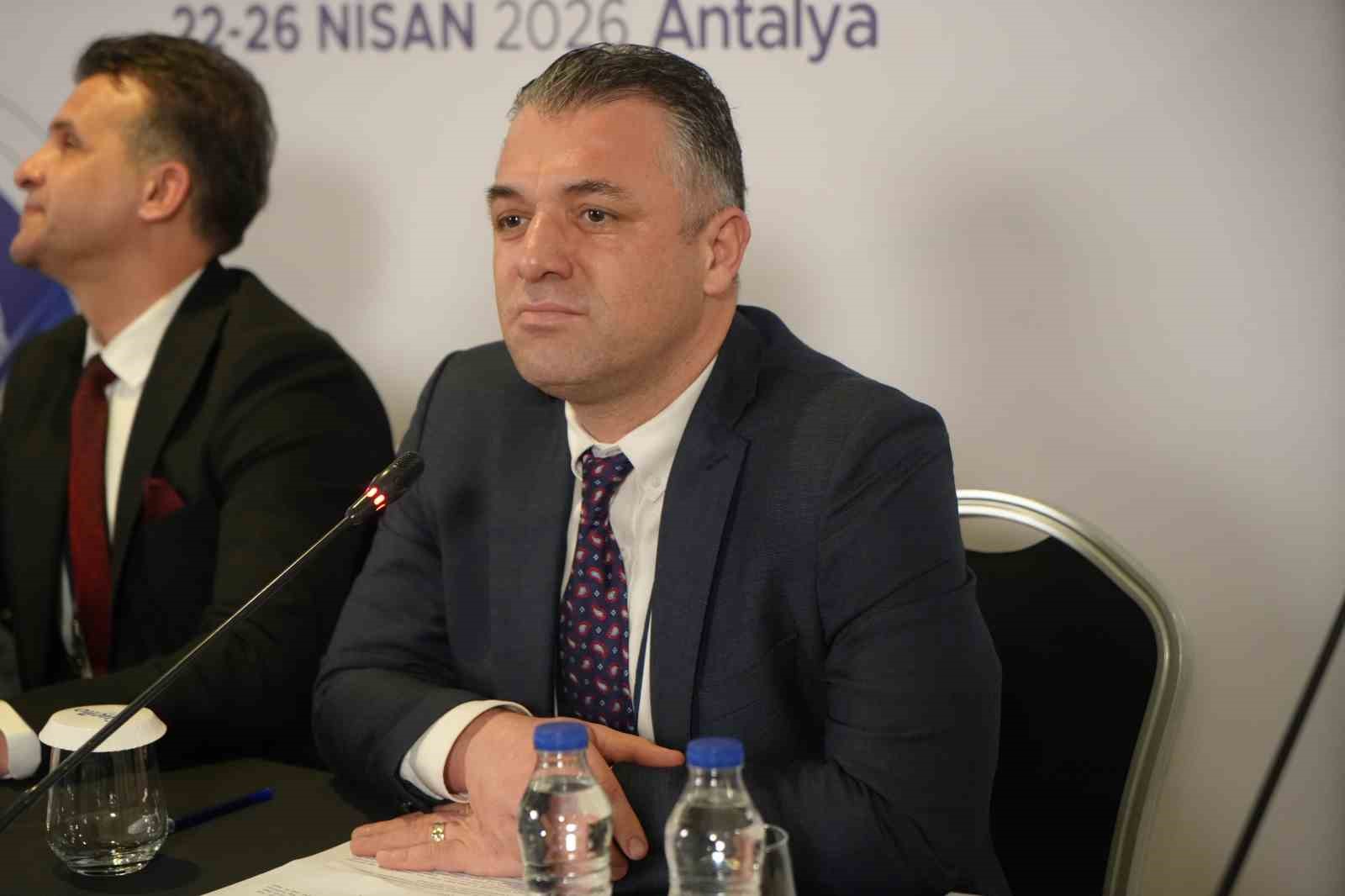 turk tibbi onkoloji kongresi antalyada duzenlendi onkologlardan kemoterapi mesaji 7