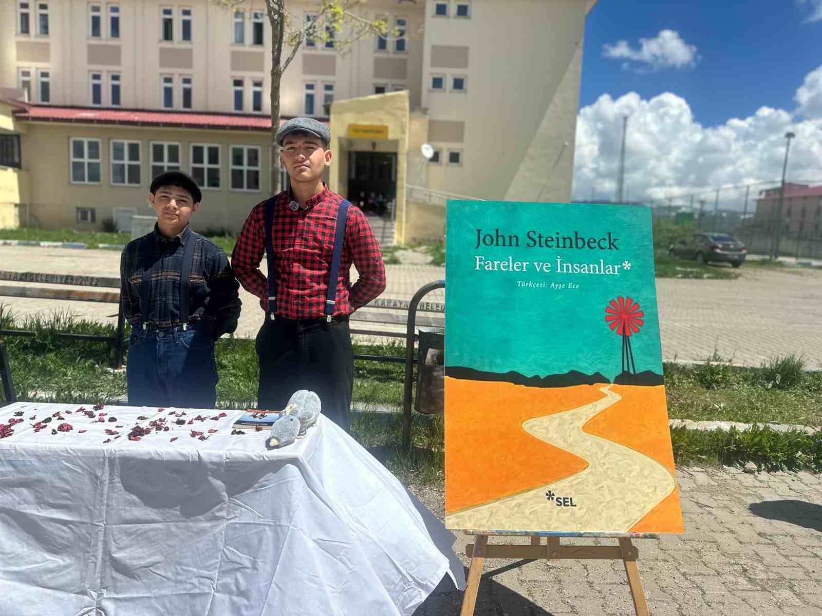 turk ve dunya edebiyatinin unutulmaz eserlerini tanittilar 1 FjL3LrTb