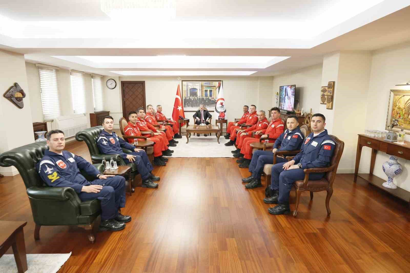 Türk Yıldızları 19 Mayıs’ta Samsun semalarında gösteri uçuşu yapacak 7 turk yildizlari 19 mayista samsun semalarinda gosteri ucusu yapacak 3 H7edpqBQ