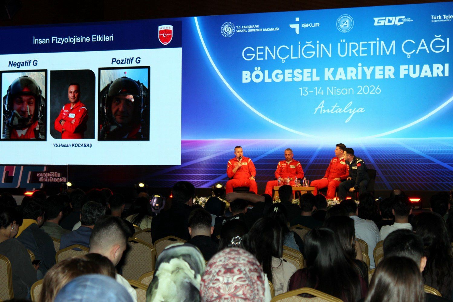 turk yildizlari bakif26da ogrencilerle bulustu 3 lFNc1UN1