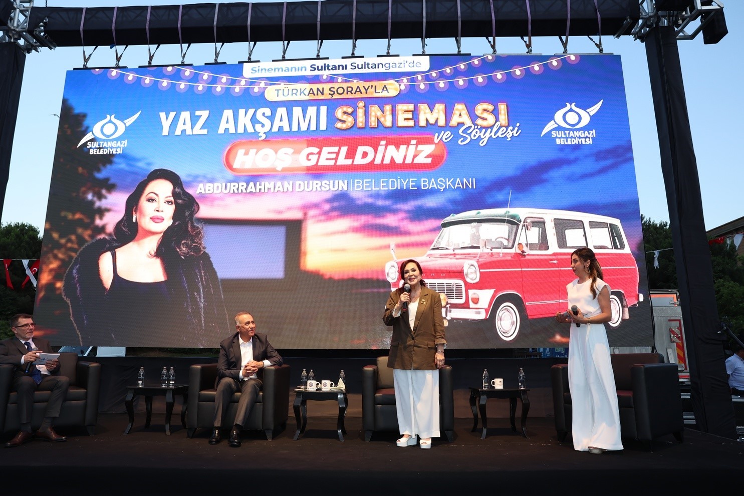 turkan soray sultangazililerle unutulmaz bir yaz aksaminda bulustu 5 5jJq8KjR