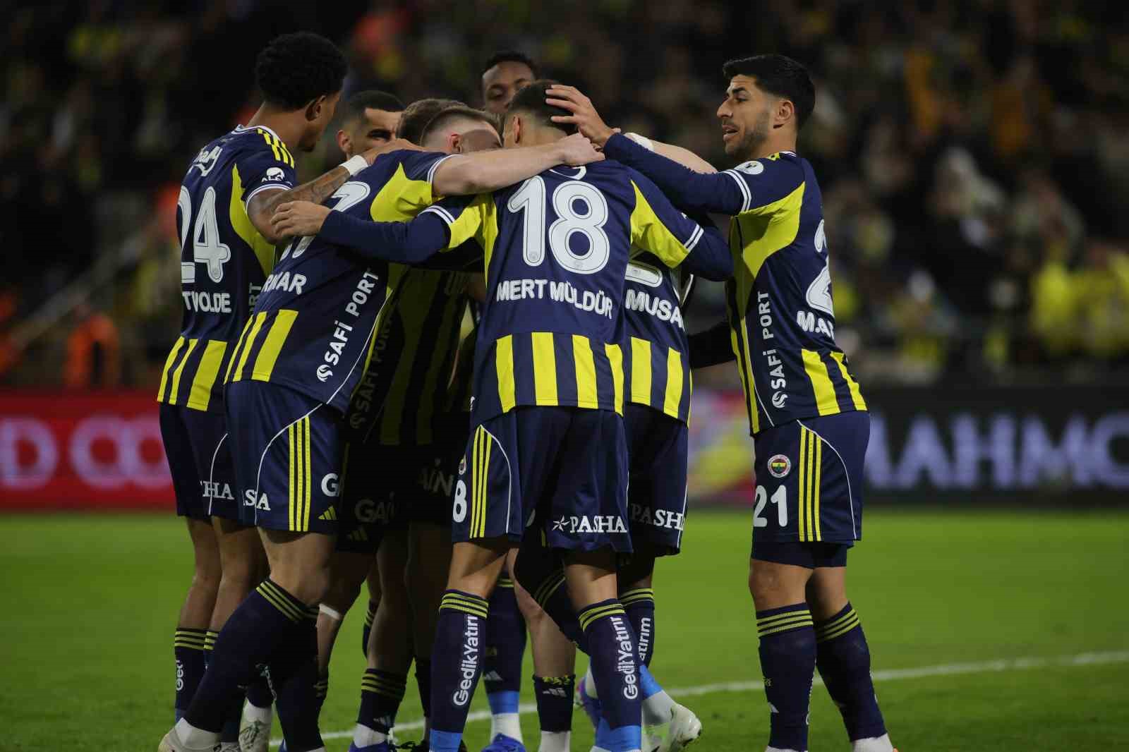 turkcell super kupa fenerbahce 1 samsunspor 0 mac devam ediyor 2 M6IW3aXT