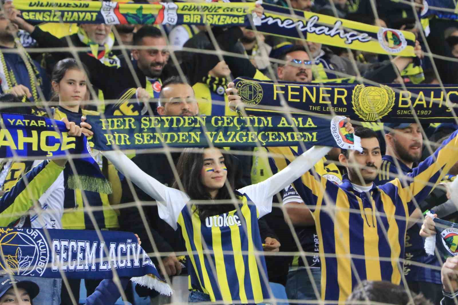 turkcell super kupa fenerbahce 1 samsunspor 0 mac devam ediyor 24 g7VDqyCt
