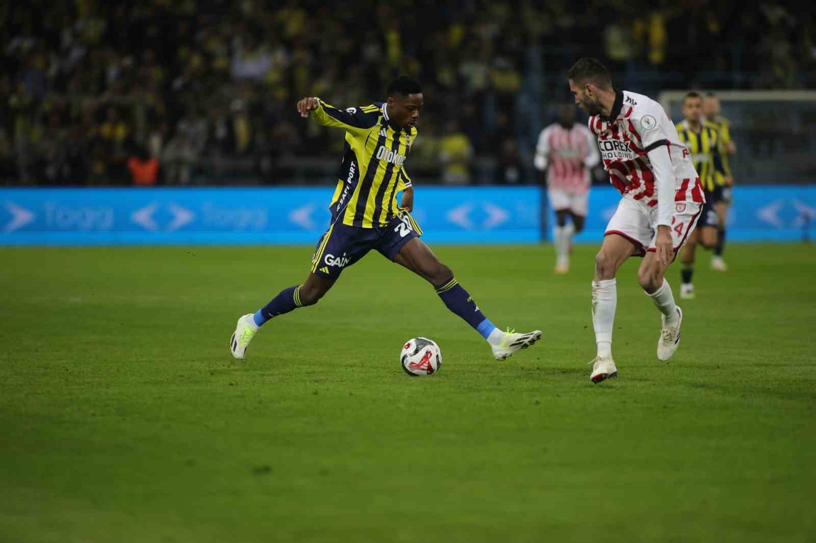turkcell super kupa fenerbahce 1 samsunspor 0 mac devam ediyor 35 5nMdXWS5