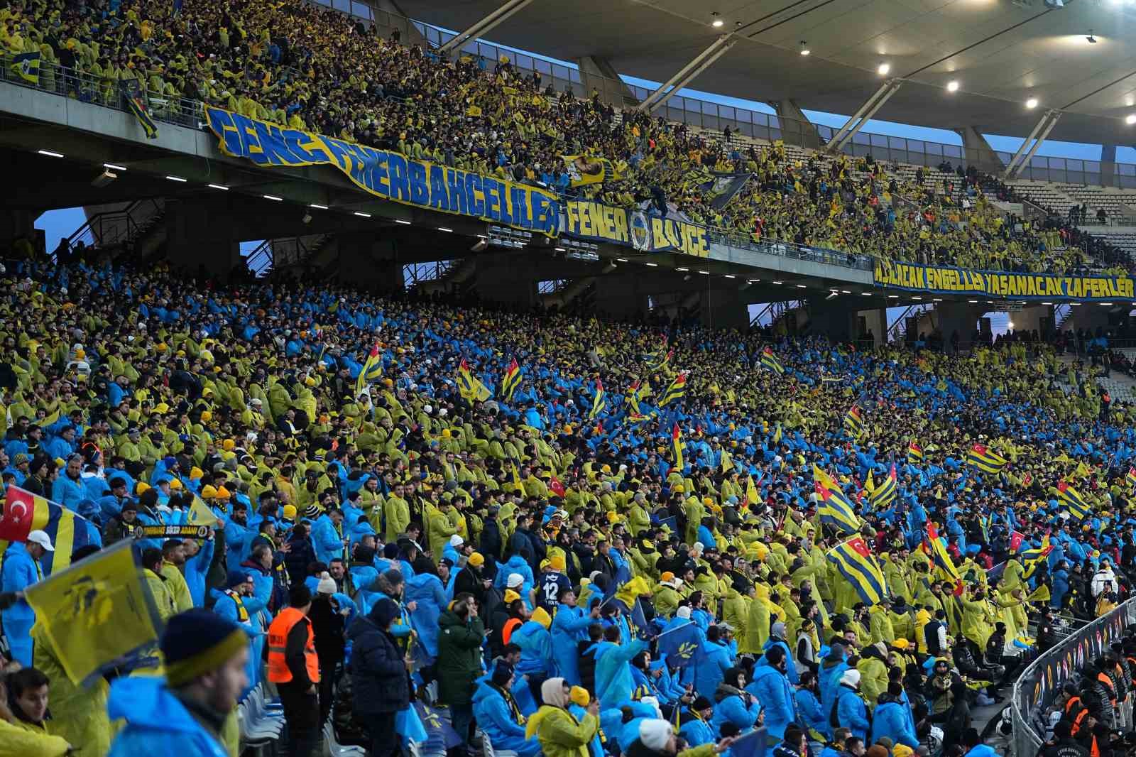 turkcell super kupa galatasaray 0 fenerbahce 0 mac devam ediyor 13