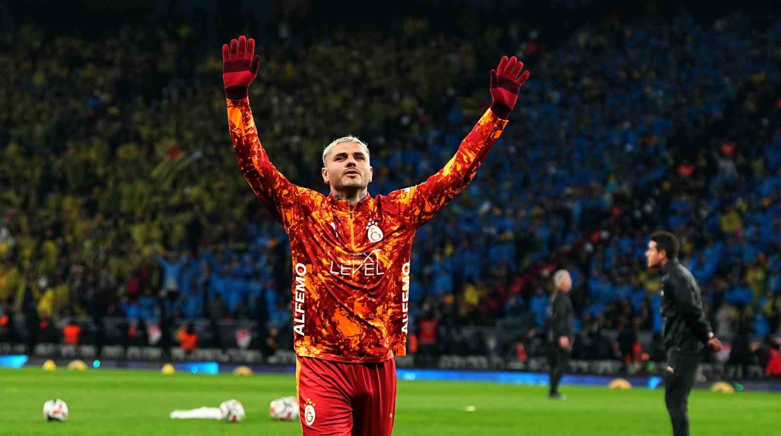 turkcell super kupa galatasaray 0 fenerbahce 0 mac devam ediyor 27 kkZS7SHL