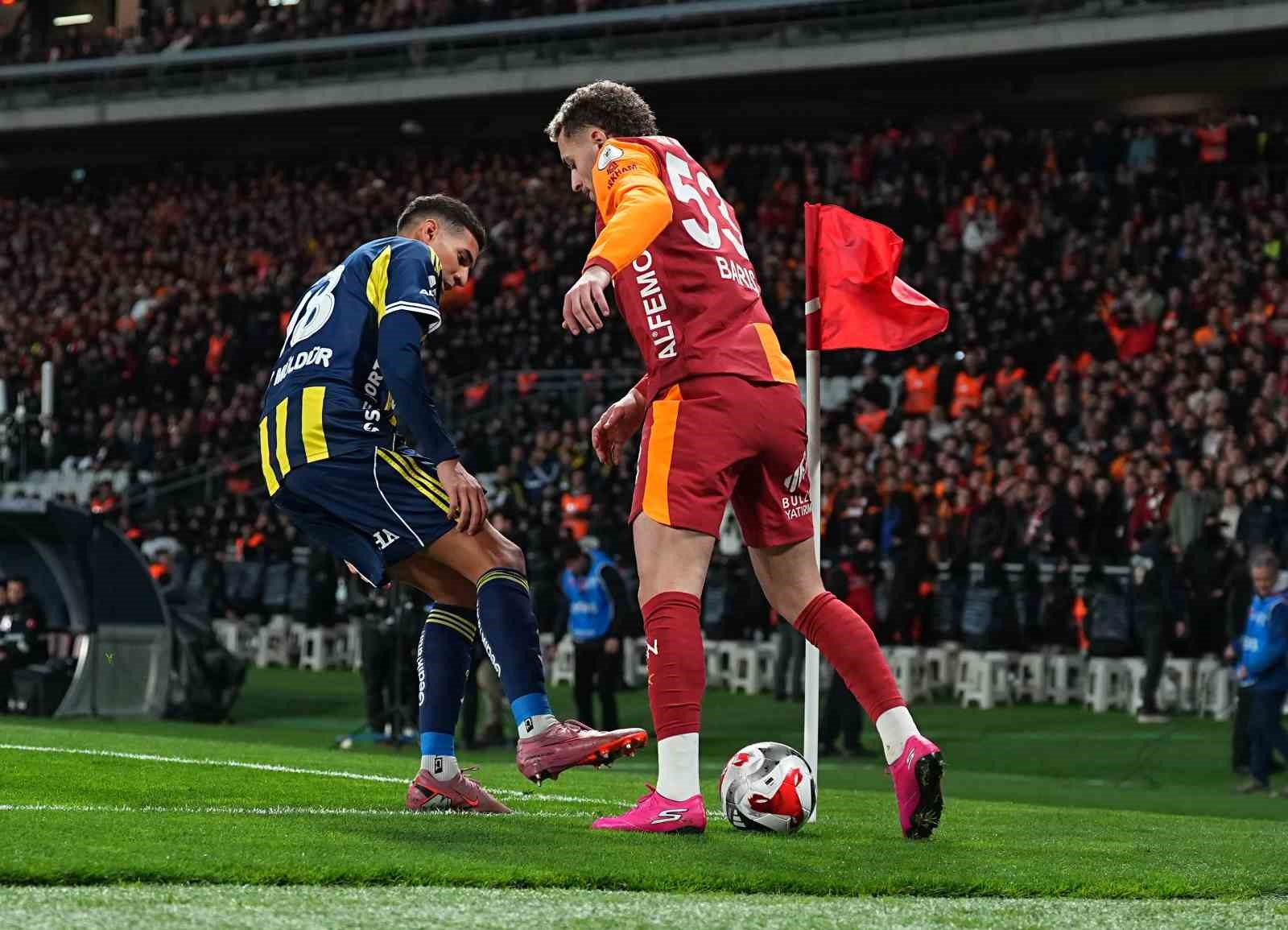 turkcell super kupa galatasaray 0 fenerbahce 0 mac devam ediyor 49 PHAIRMDs
