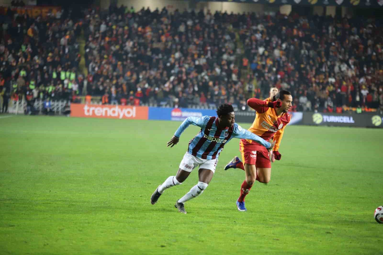 turkcell super kupa galatasaray 2 trabzonspor 0 ilk yari 19 LfM6iwpB