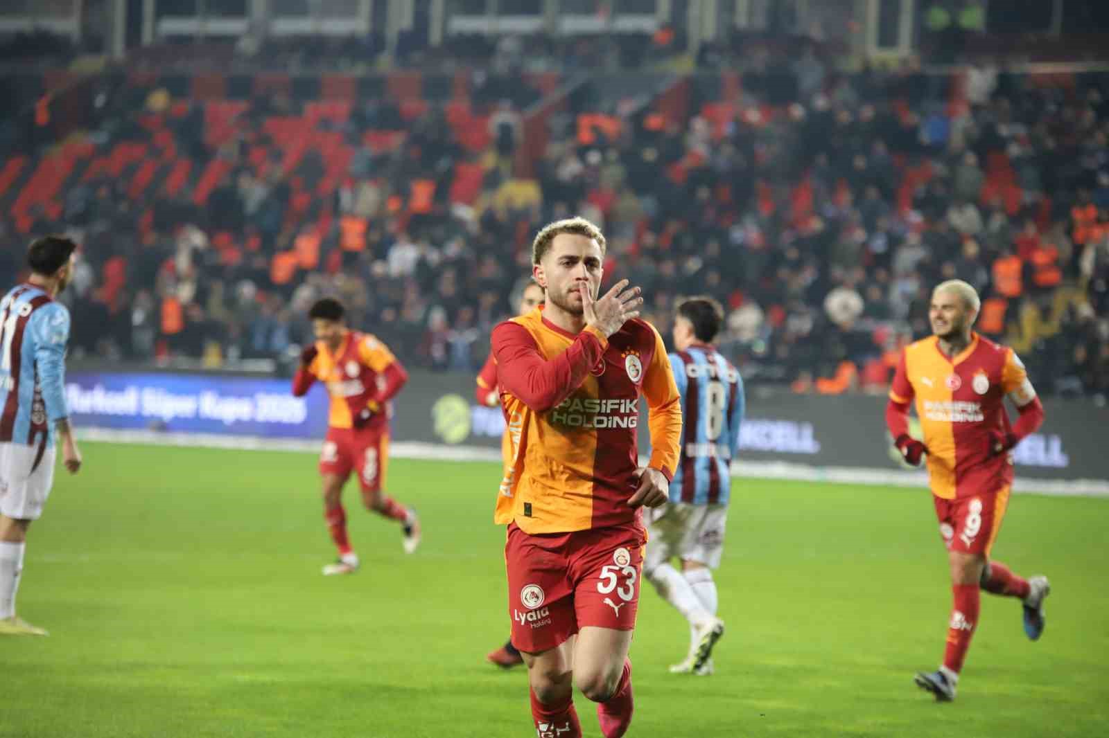 turkcell super kupa galatasaray 2 trabzonspor 0 ilk yari 30 w14BAalK