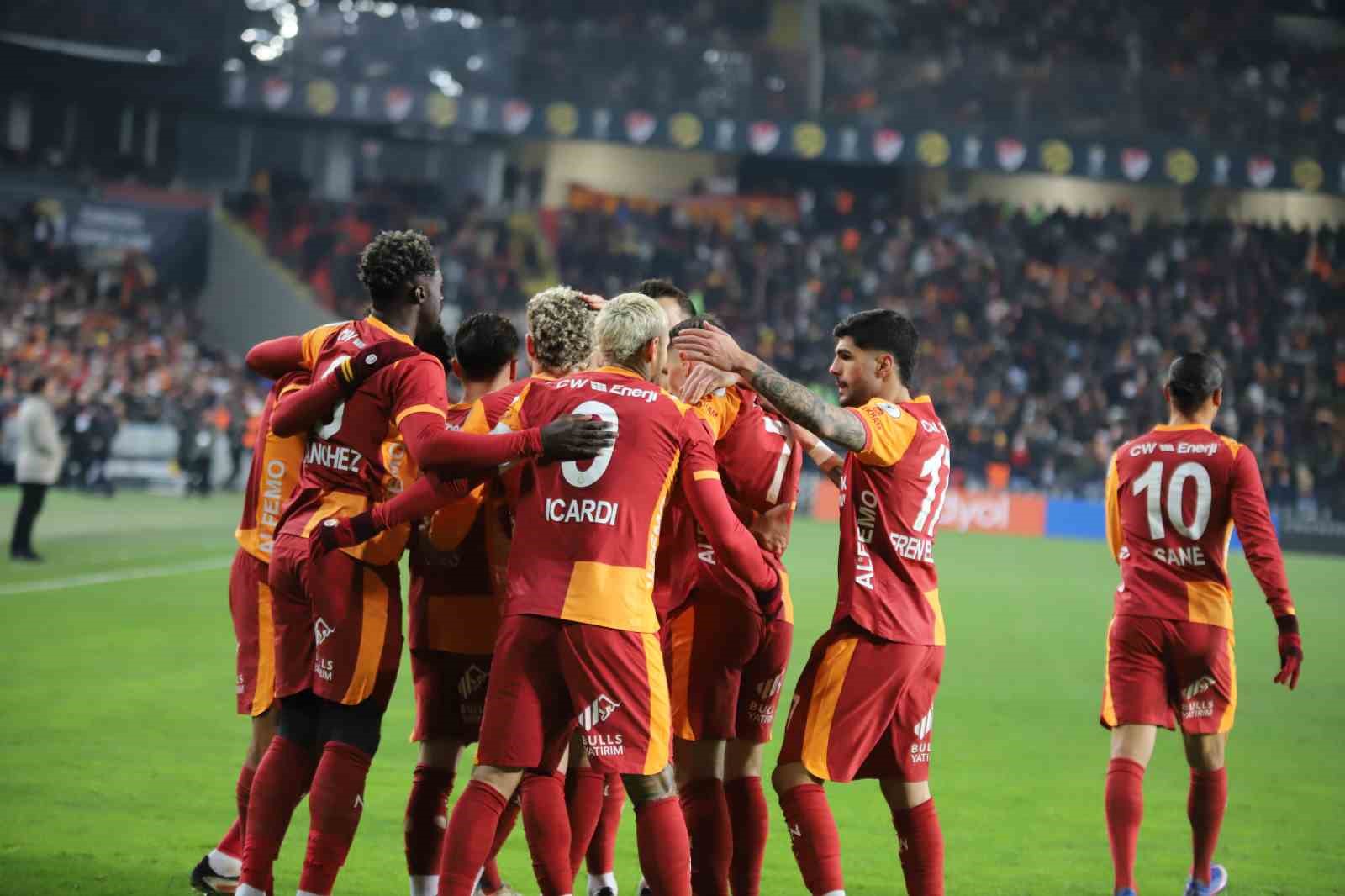 turkcell super kupa galatasaray 2 trabzonspor 0 ilk yari 39 YCjcDINU