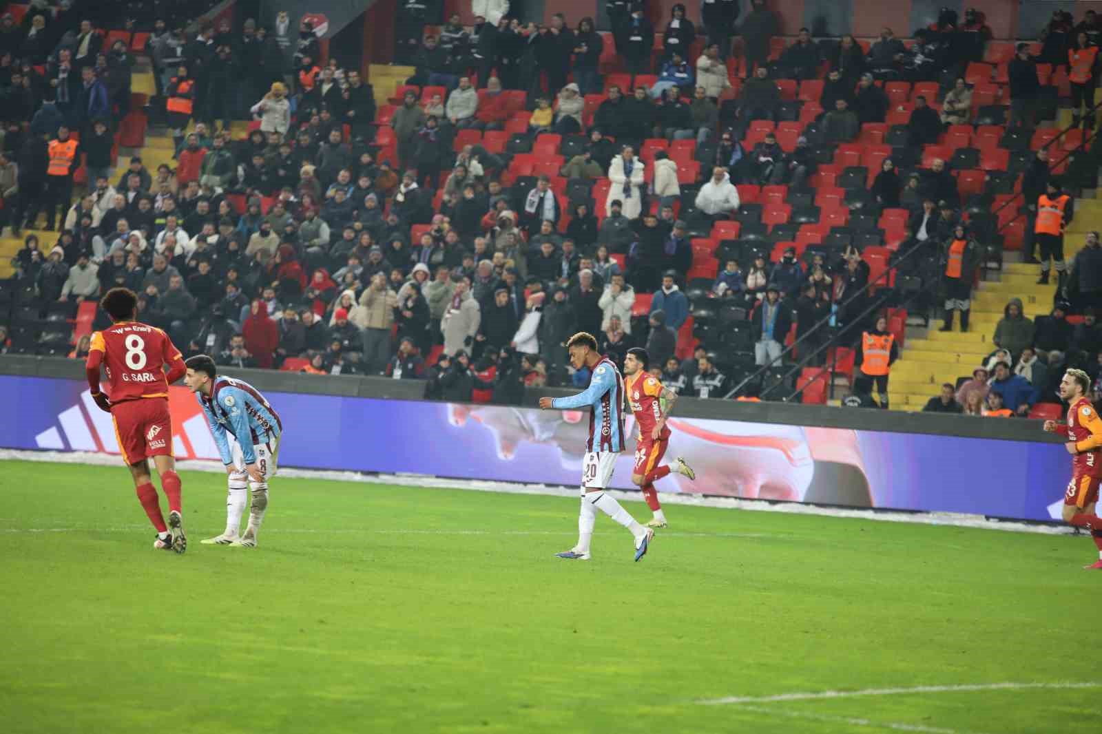 turkcell super kupa galatasaray 2 trabzonspor 0 ilk yari 41 1R5LCM58