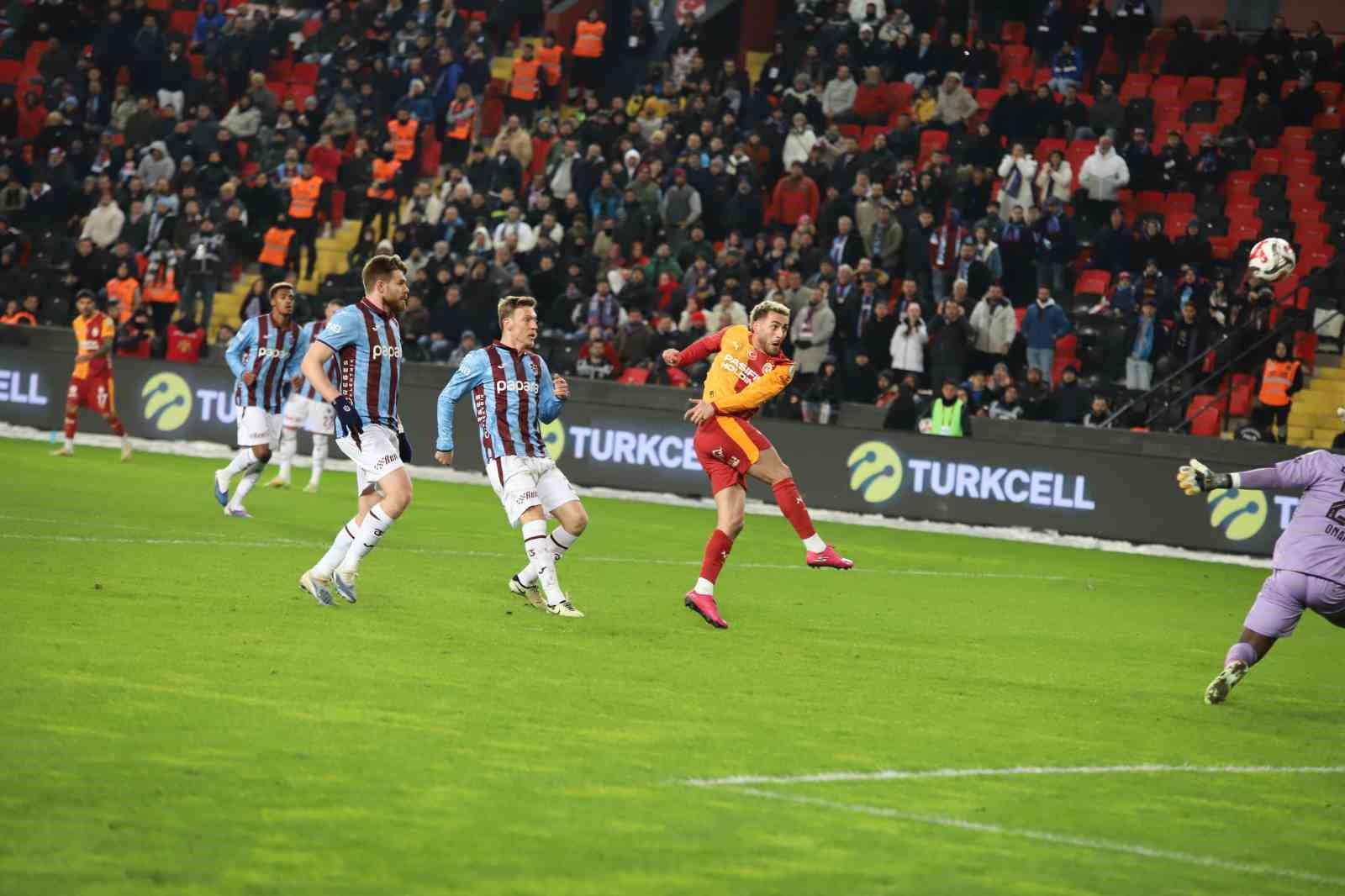 turkcell super kupa galatasaray 2 trabzonspor 0 ilk yari 8