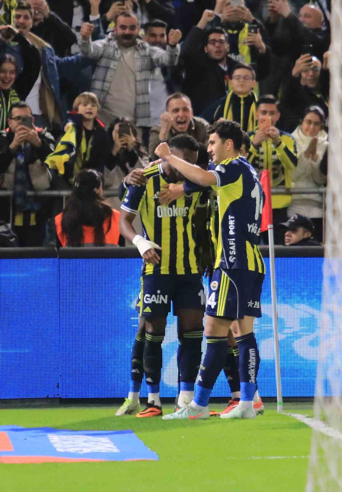 turkcell super kupada finalin adi galatasaray fenerbahce 32
