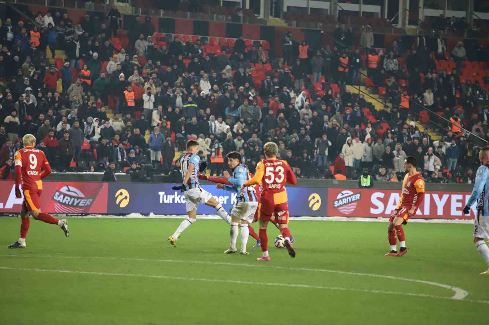 turkcell super kupada ilk finalist galatasaray 11 IOsvIMUu