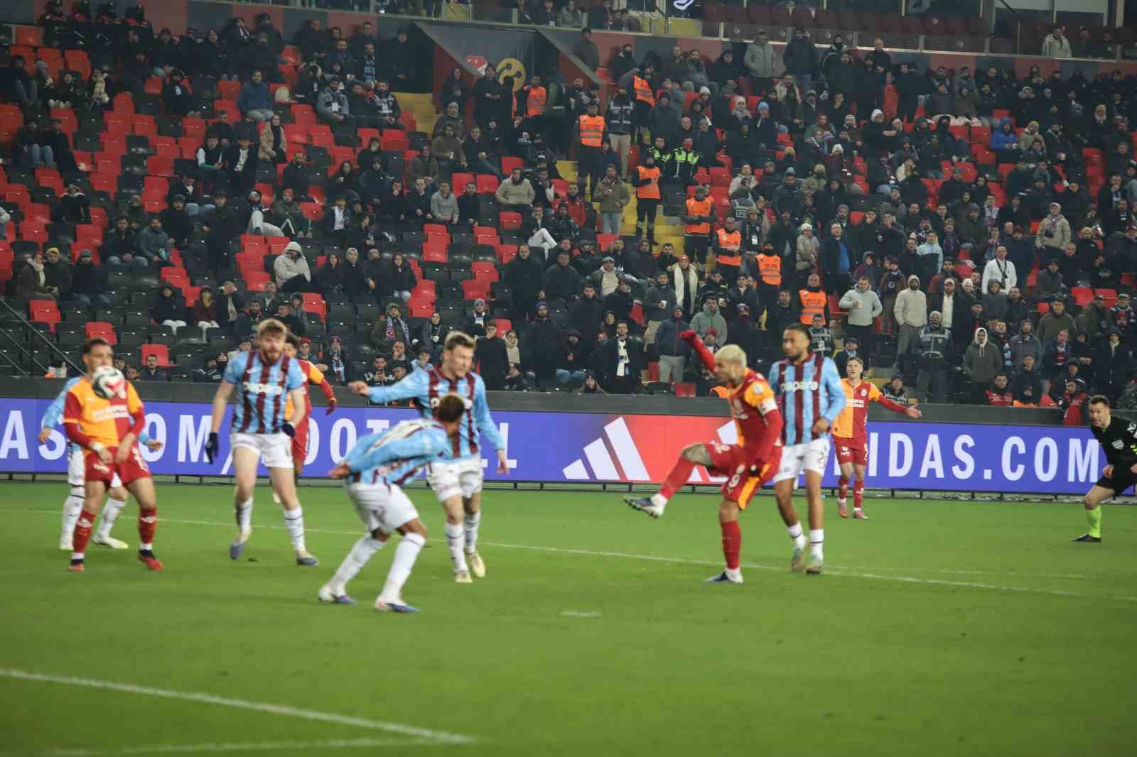 turkcell super kupada ilk finalist galatasaray 5