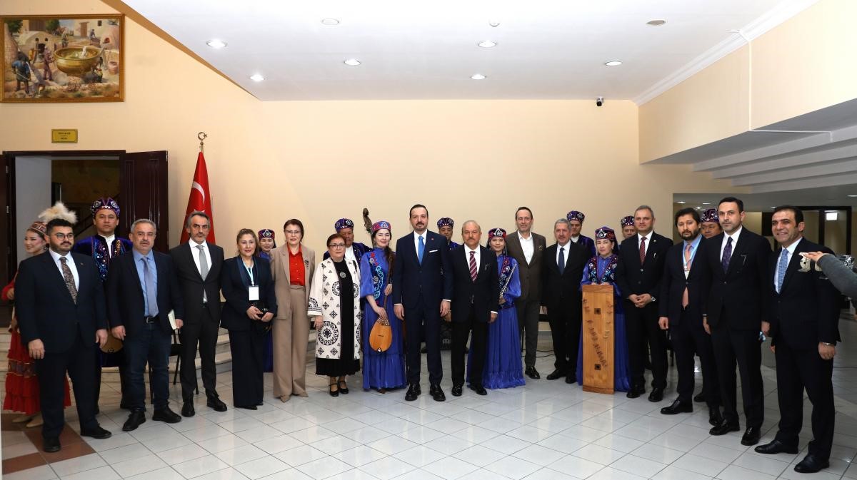 turkistanda hoca ahmet yesevi yolunda ahilik sempozyumu genis katilimla duzenlendi 4 6EARudGH