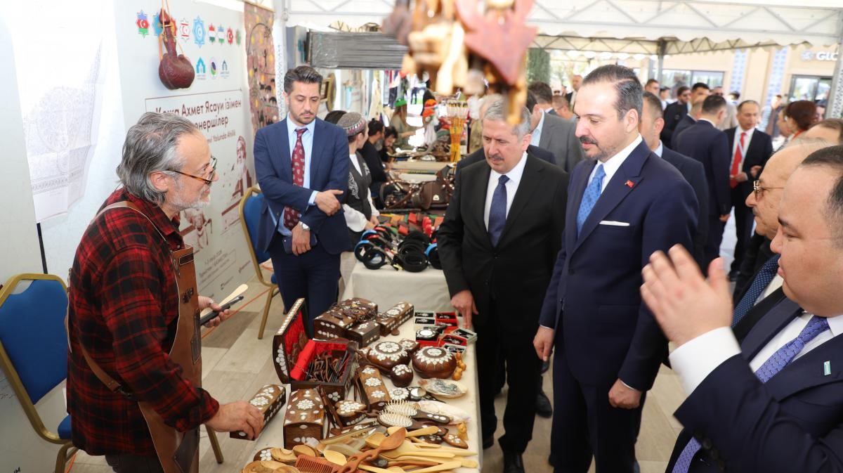 turkistanda hoca ahmet yesevi yolunda ahilik sempozyumu genis katilimla duzenlendi 6 PwVcelBc