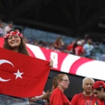 turkiye-abd-macini-stadyumda-70-bin-492-taraftar-takip-etti-YPmuZfCV.jpg