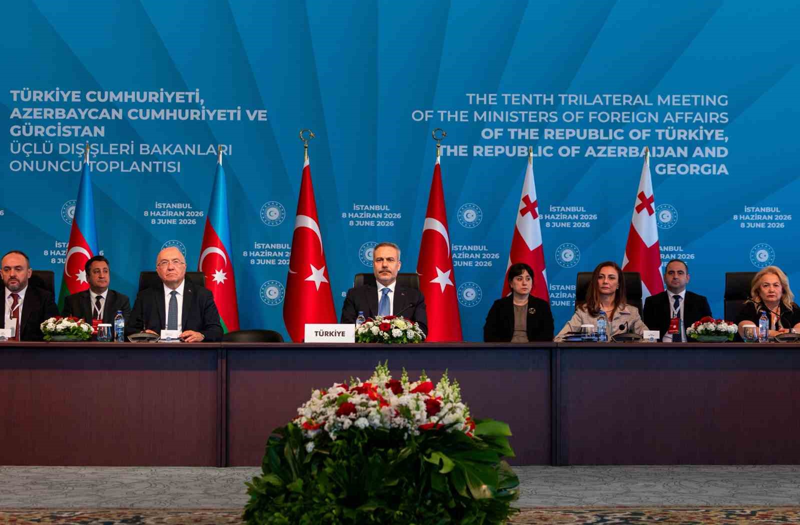 Türkiye-Azerbaycan-Gürcistan Üçlü Dışişleri Bakanları 10’uncu Toplantısı başladı 5 turkiye azerbaycan gurcistan uclu disisleri bakanlari 10uncu toplantisi basladi 1 OVFYTBVl