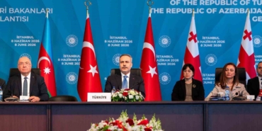 turkiye-azerbaycan-gurcistan-uclu-disisleri-bakanlari-10uncu-toplantisi-basladi-TzLHEtKV.jpg