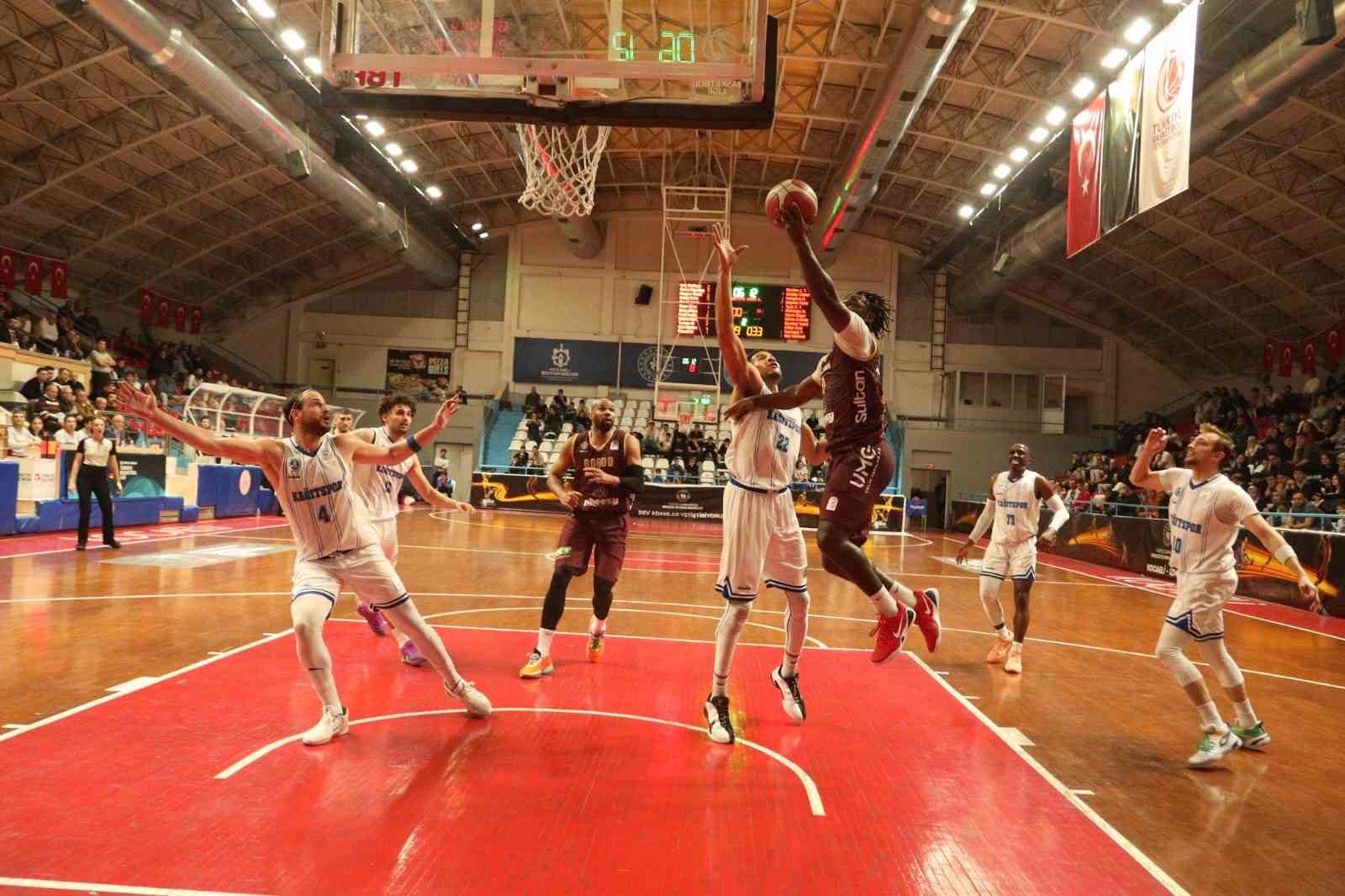Türkiye Basketbol Ligi: Kocaeli BŞB Kağıtspor: 61 - Bandırma Bordo Basketbol: 82 8 turkiye basketbol ligi kocaeli bsb kagitspor 61 bandirma bordo basketbol 82 4 KKhzLS3F