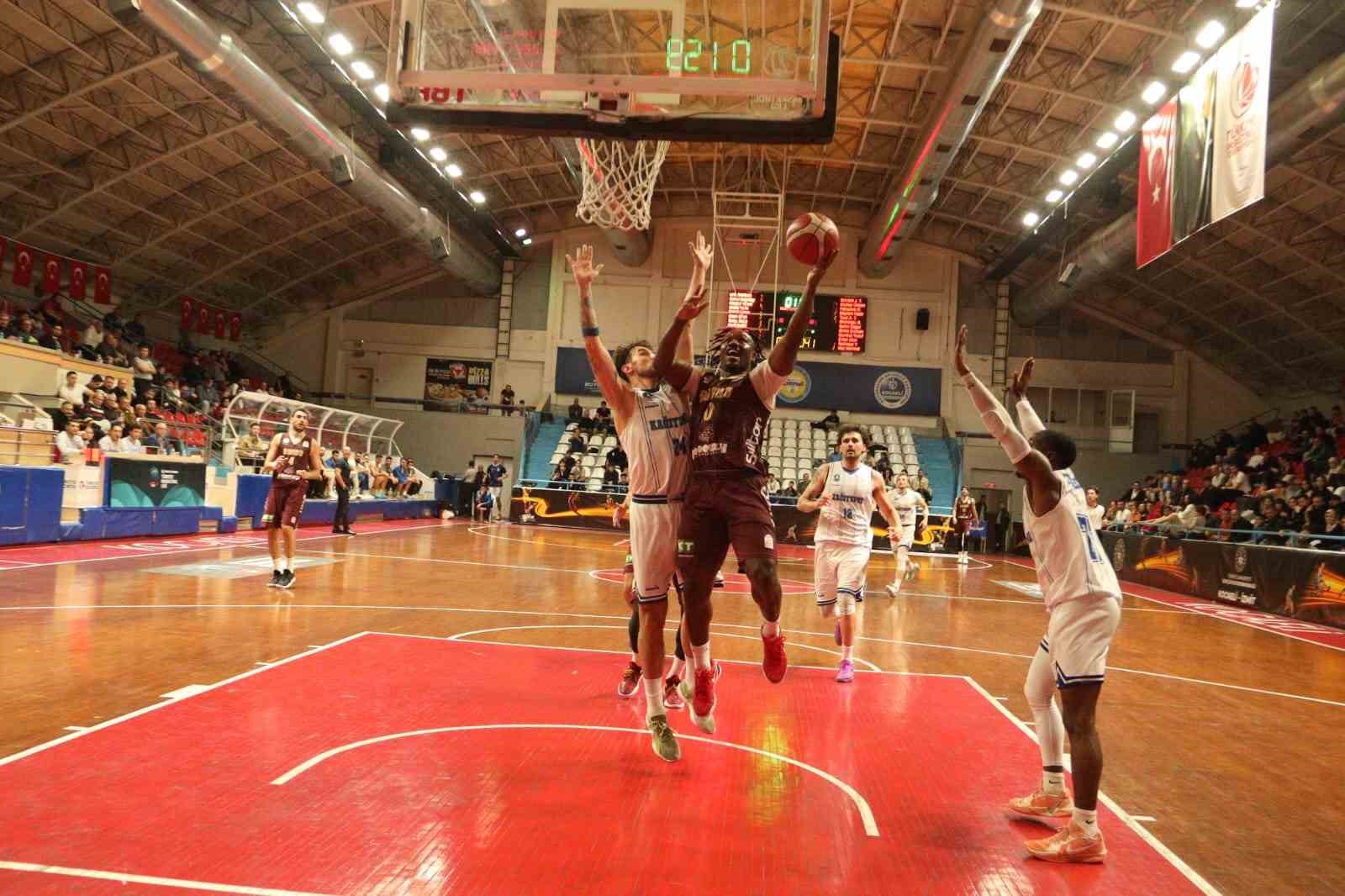 Türkiye Basketbol Ligi: Kocaeli BŞB Kağıtspor: 61 - Bandırma Bordo Basketbol: 82 13 turkiye basketbol ligi kocaeli bsb kagitspor 61 bandirma bordo basketbol 82 9 F7cAl6Cd