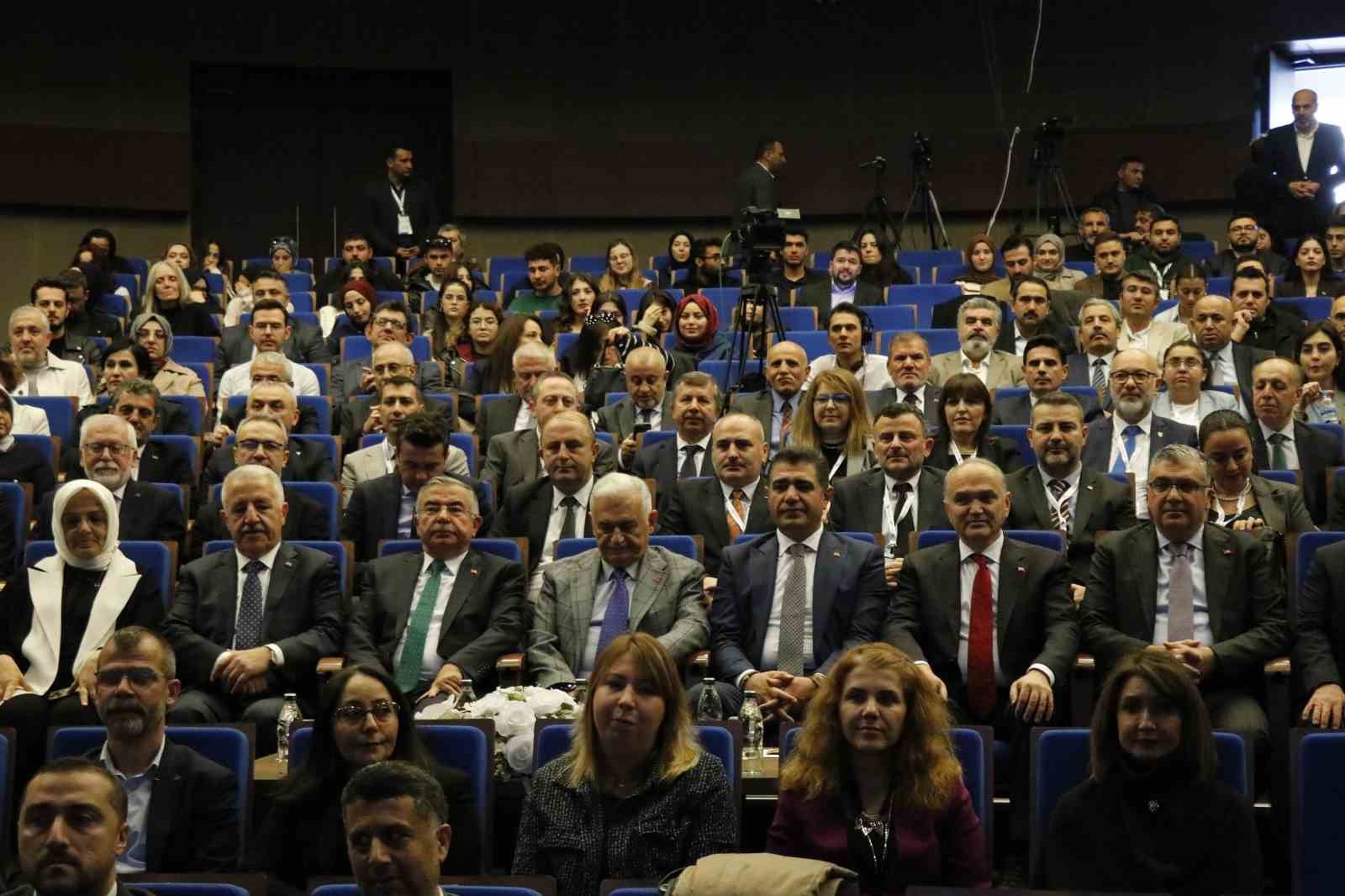 "Türkiye, denizcilikte dünyanın en büyük 10. filosuna sahip oldu" 5 turkiye denizcilikte dunyanin en buyuk 10 filosuna sahip oldu 1 wNgSvHdG