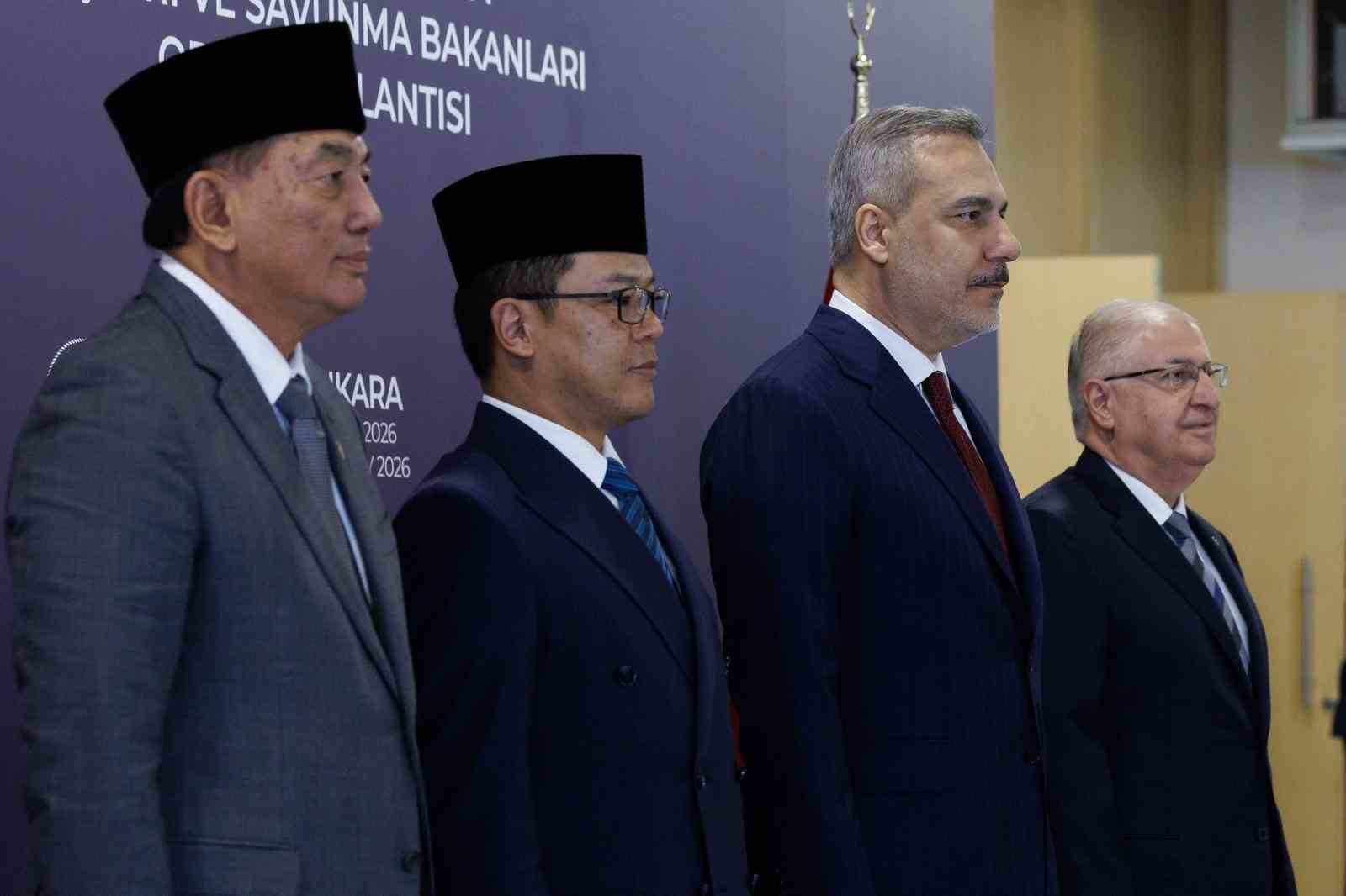 turkiye endonezya disisleri ve savunma bakanlari ortak toplantisi ankarada basladi 2