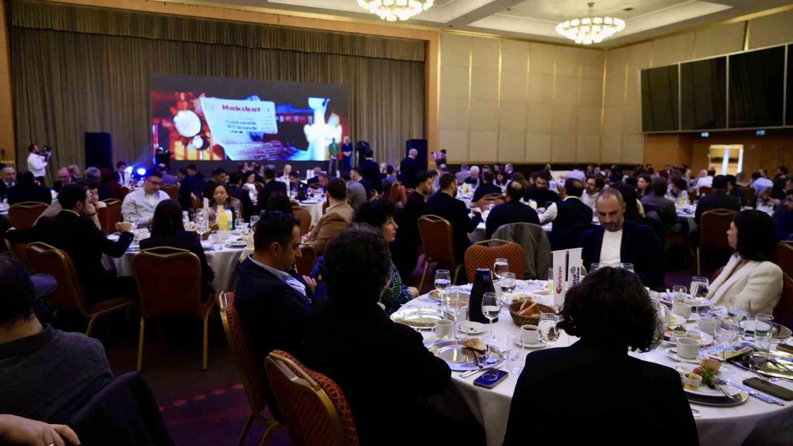 Türkiye Gazetesi ve İhlas Medya Dijital Varlıklar, sektör temsilcilerini iftar programında buluşturdu 9 turkiye gazetesi ve ihlas medya dijital varliklar sektor temsilcilerini iftar programinda bulusturdu 5 EijFFuOS