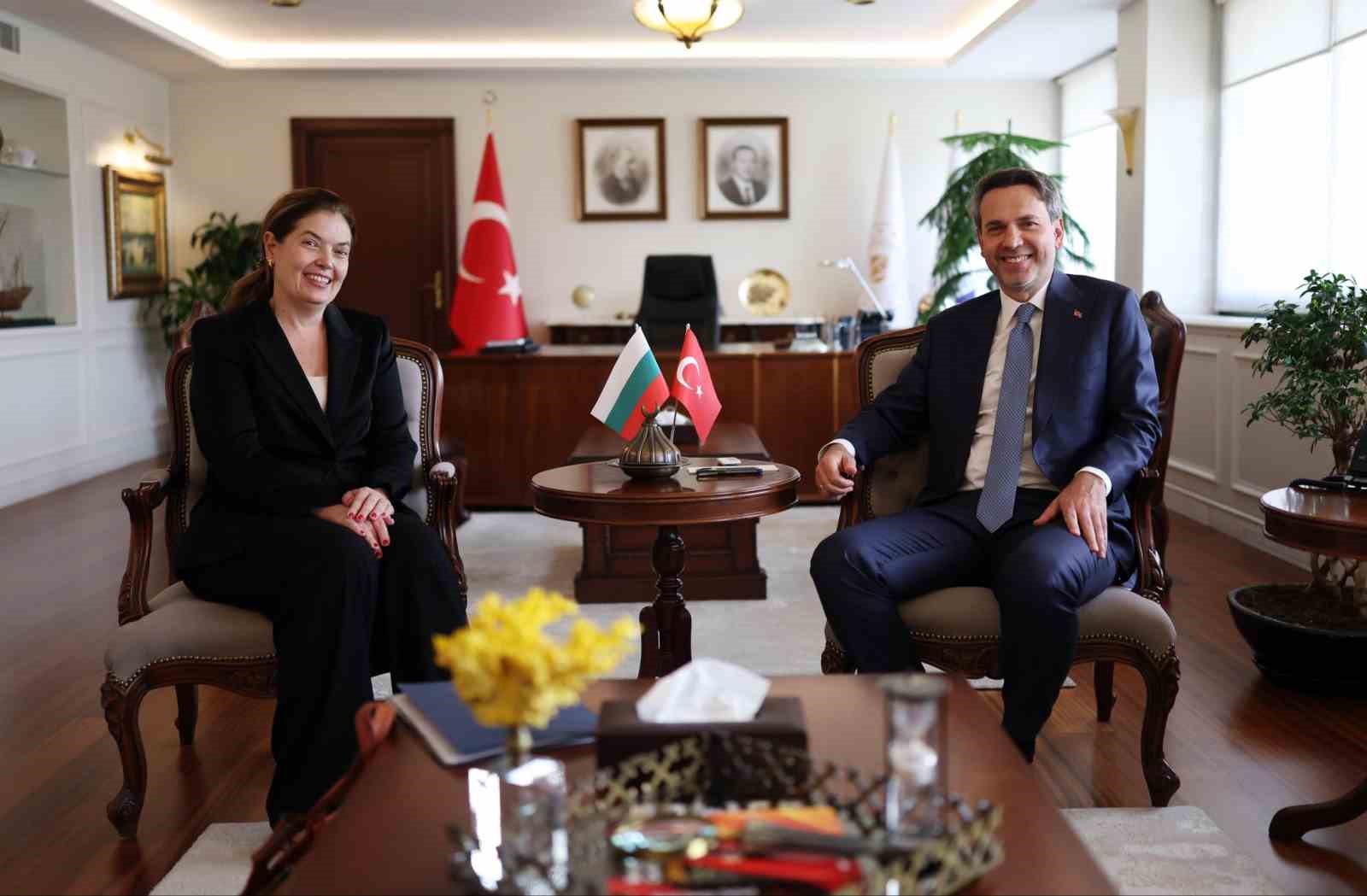turkiye ile bulgaristan arasinda dogal gazda is birligi protokolu imzalandi 0 IpjaeMAZ