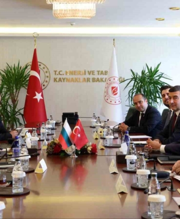 turkiye-ile-bulgaristan-arasinda-dogal-gazda-is-birligi-protokolu-imzalandi-fKOASdzq.jpg