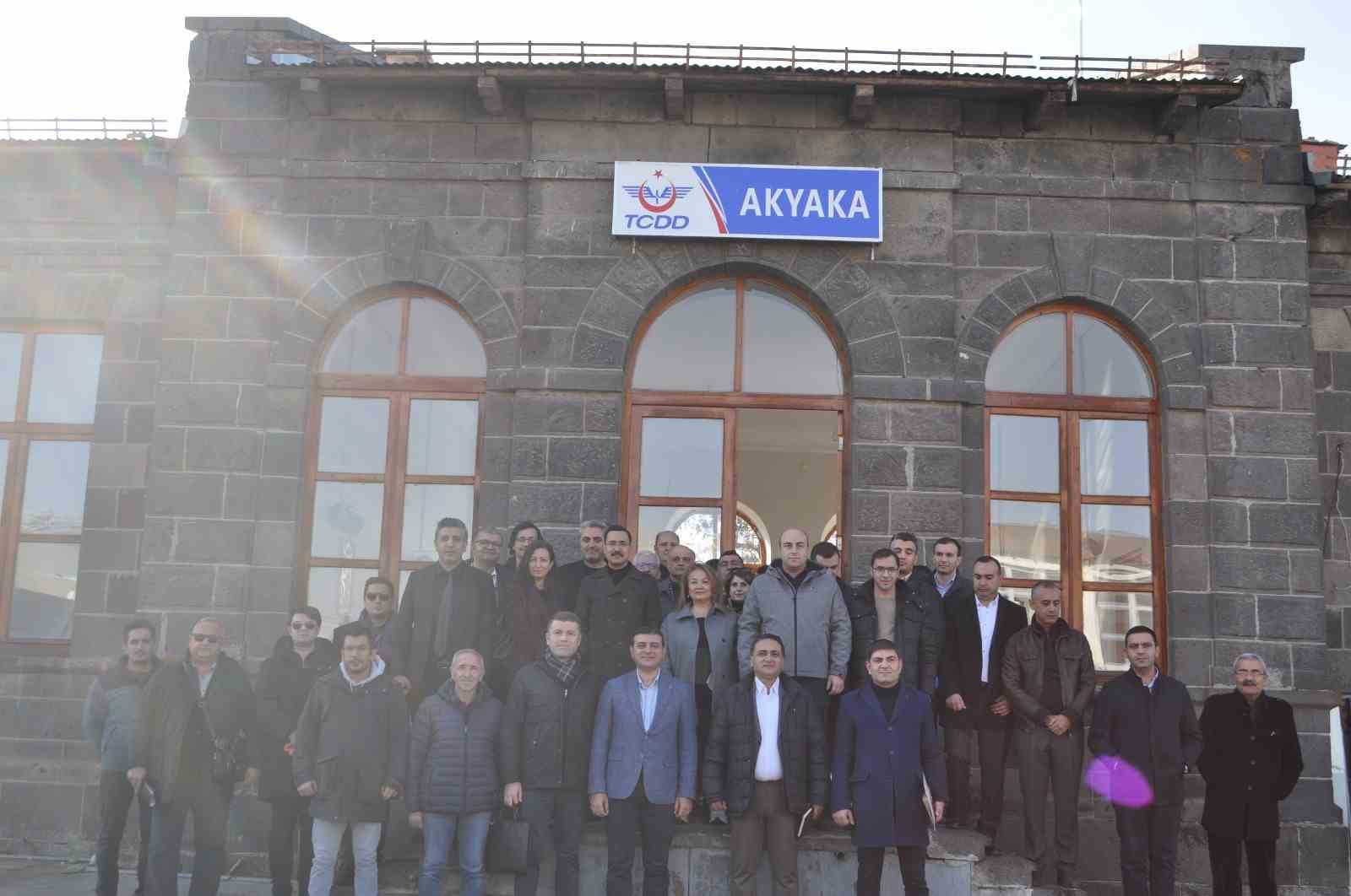turkiye ile ermenistan kars gumru demiryolunun rehabilitasyonu calismalarinin ikinci tur gorusmelerini yapti 2